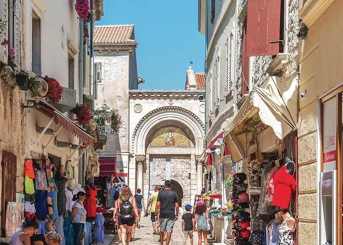 Campsite Lovely Stacaravan In Vabriga With Swimming Pool 5*