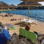 Camping Lovely Stacaravan In Vabriga With Swimming Pool Poreč