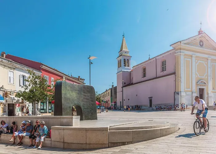 Lovely Stacaravan In Vabriga With Swimming Pool Кемпинг Пореч