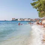 Beautiful Stacaravan In Vabriga Poreč